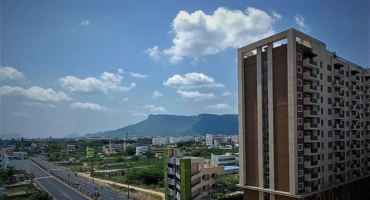 Hotel Starlit Suites